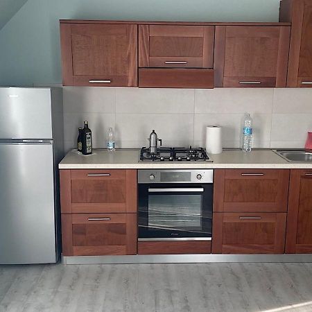 La Magnolia Apartaments IV Tulip Desenzano del Garda Eksteriør billede