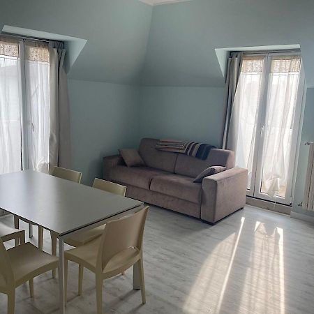 La Magnolia Apartaments IV Tulip Desenzano del Garda Eksteriør billede